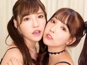 国内トップクラスの最高級美少女二人に超至近距離で見つめられ自然とチンコ硬くなったまったんだが笑