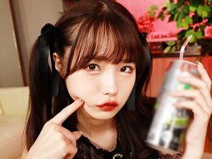 松本いちか・VR作品 「他のオンナに浮気したらキレるよ…？？」メンタル病んでる系の女子にチ○ポしゃぶられ尽くす