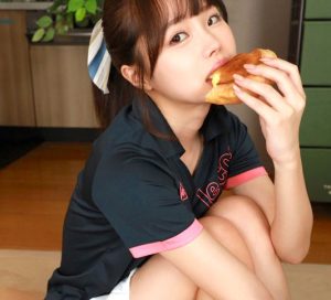 【VR】天井特化アングルVR！～天真爛漫な’いちか’といちゃラブSEX～ 松本いちか（84averv00009）